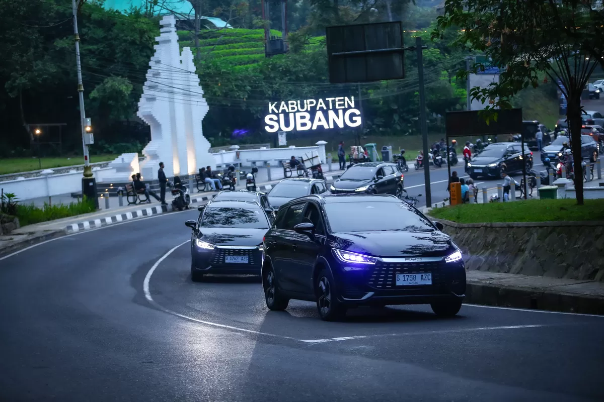 BYD M6 DM Conquers Various Terrain in West Java, Proving Fast and Super Economical Hybrid Dual Mode Technology