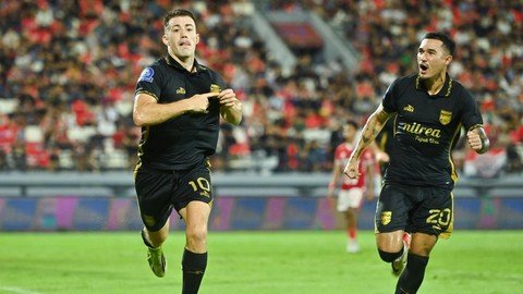 Mariano Peralta Hasn't Closed Yet, Persib's New Recruit's Debut in the 2026 Presidential Cup Threatens to Be Delayed