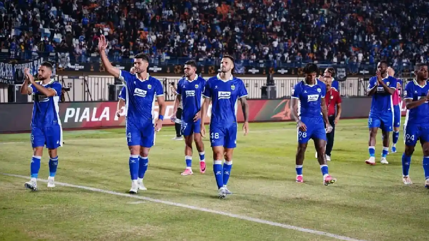 Just One More Step! Persib Faces DPMM FC Tonight, Semifinal Fate Determined at Si Jalak Harupat