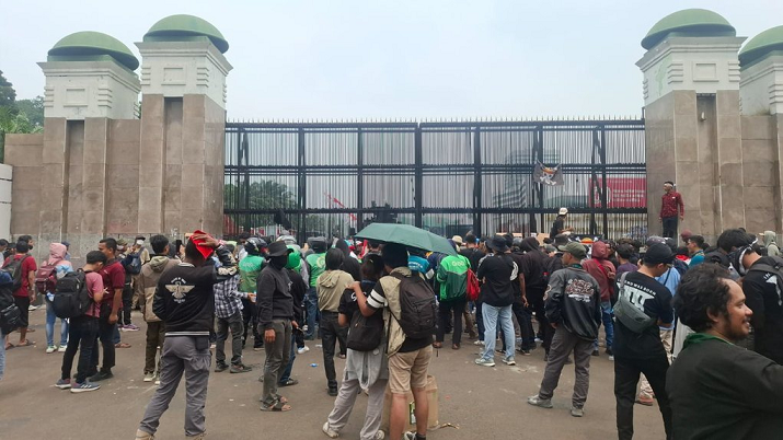Flashback to yesterday's Jakarta demonstration: Seven actions were held, here are the locations and demands